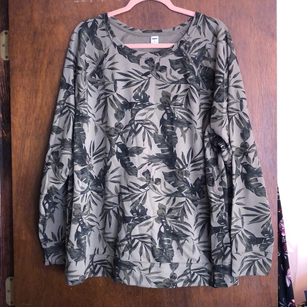 Sweatshirt